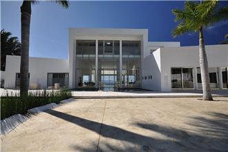 Casa China Blanca - 5BR Home