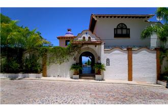 Casa Quetzal - 5BR Home