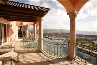 Villa Luces del Mar - 4BR Home + Pool