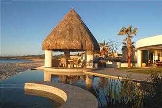 Villa Serena - 5BR Home + Pool