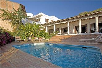 Veranda - 3BR Home