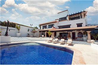 Villa Albatros - 3BR Home