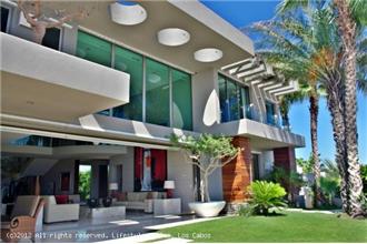 Villa Buenaventura - 5BR Home + Private Hot Tub + Private Pool