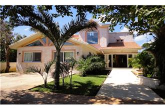 Casa Jaguar - 3BR Home + Private Hot Tub + Private Pool