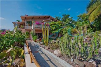 Rancho Dos Burros - 9BR Home + Private Pool