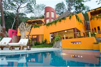 Villa Mandarinas - 8BR Home
