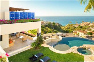 Villa Perla de Law - 5BR Home + Private Pool + Private Hot Tub